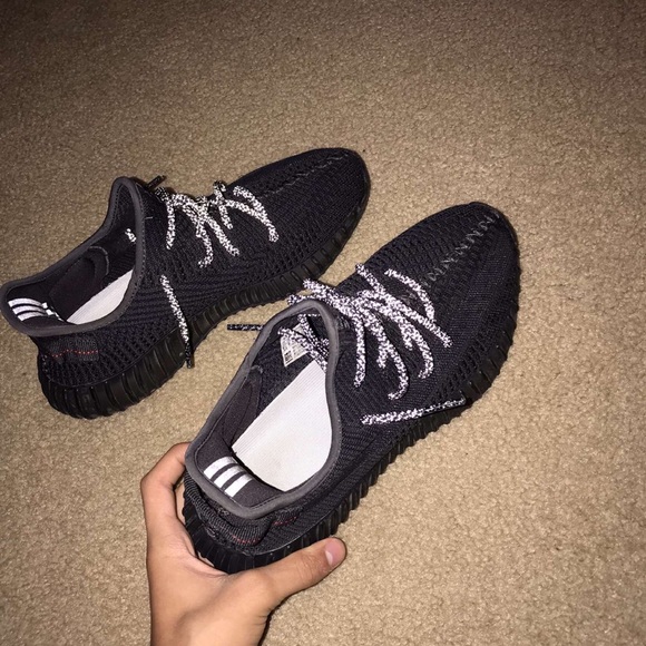 yeezy 350 laces
